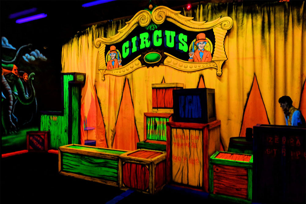 Circus Golf (Slider Image 2) | Gatlinburg Attractions
