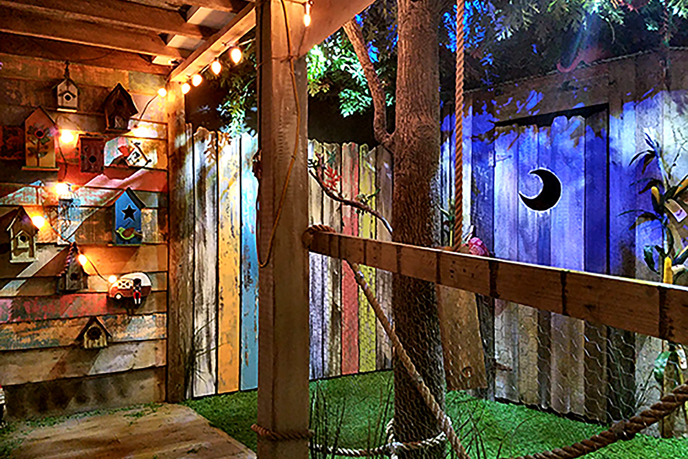 Moonshine Hill Hootenanny | Gatlin's Escape Games | Gatlinburg Attractions