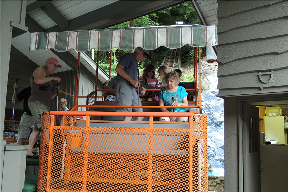 Hillbilly Golf (Slider Image 1) | Gatlinburg Attractions
